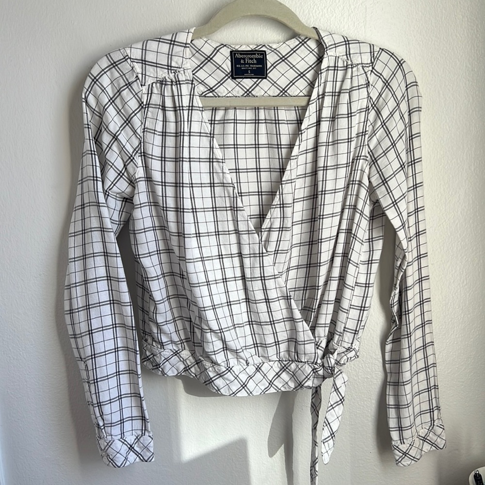 Abercrombie top